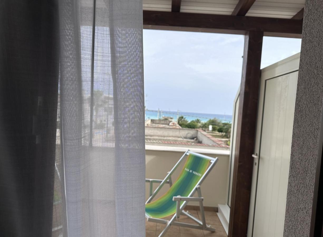 Hotel Baia Di Venere 산비토로카포 외부 사진
